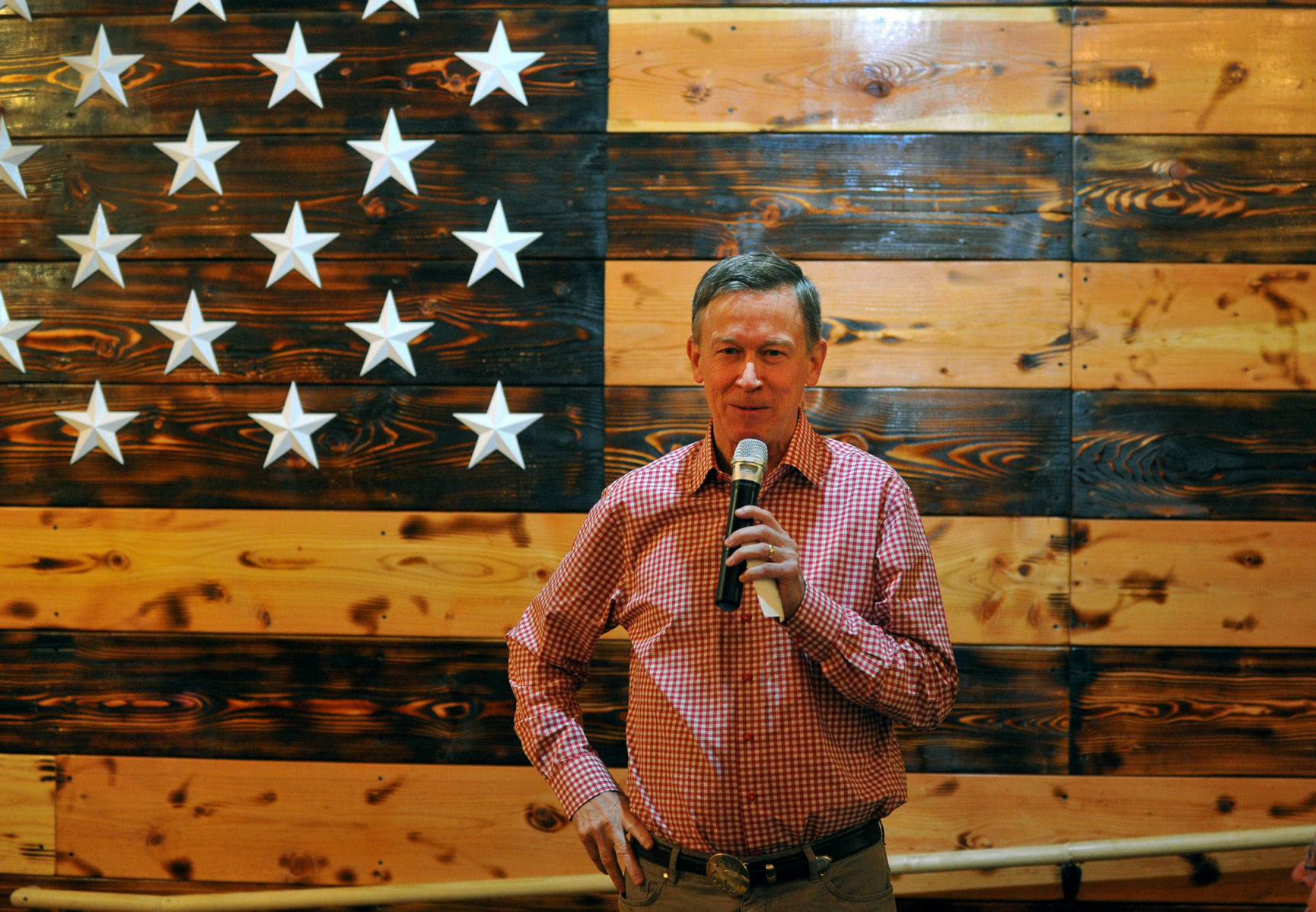 Democratic Presidential candidate John Hickenlooper in Davenport